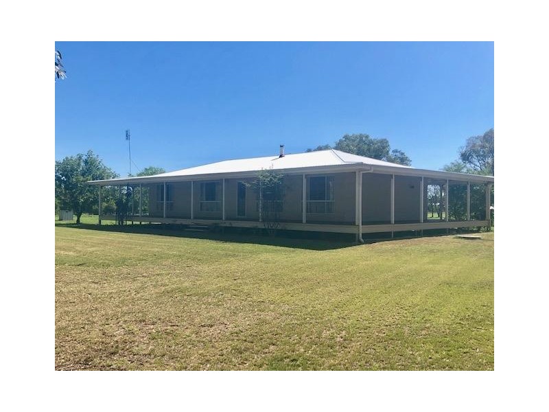 115 Cemetery Road, Chinchilla QLD 4413