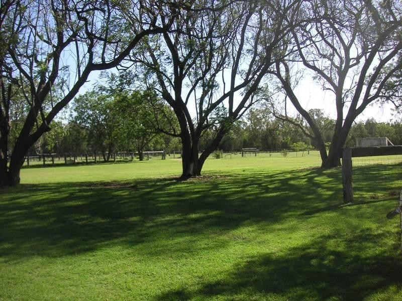 RENNICKS Road, Chinchilla QLD 4413