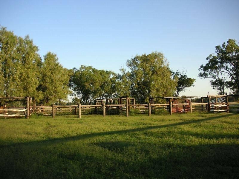 RENNICKS Road, Chinchilla QLD 4413