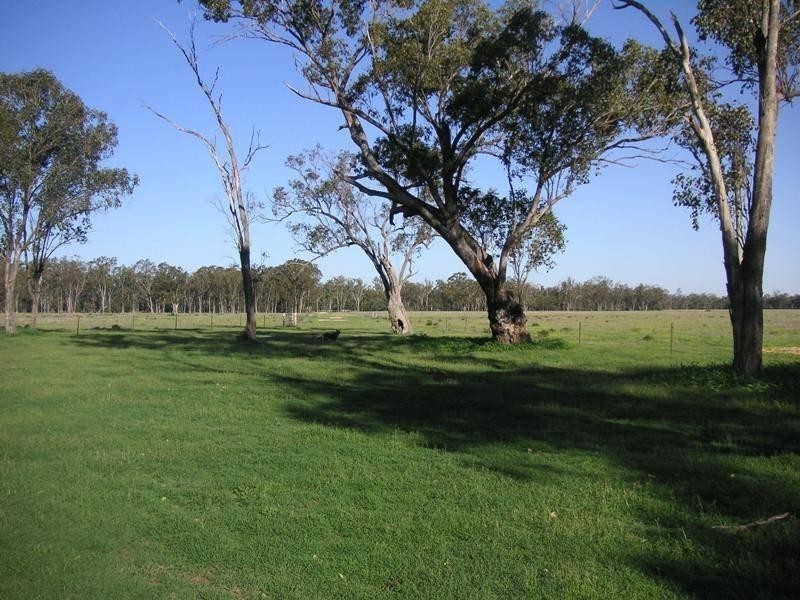 RENNICKS Road, Chinchilla QLD 4413