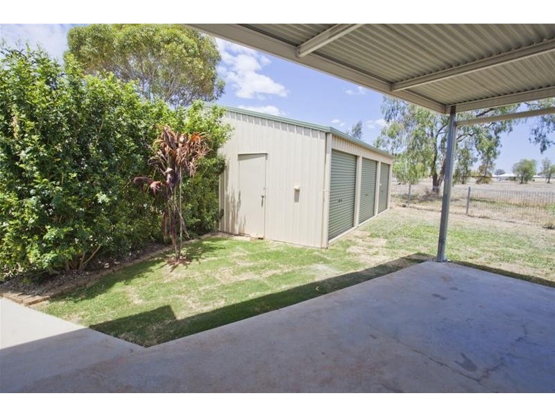 15 Stevenson Street, Chinchilla QLD 4413