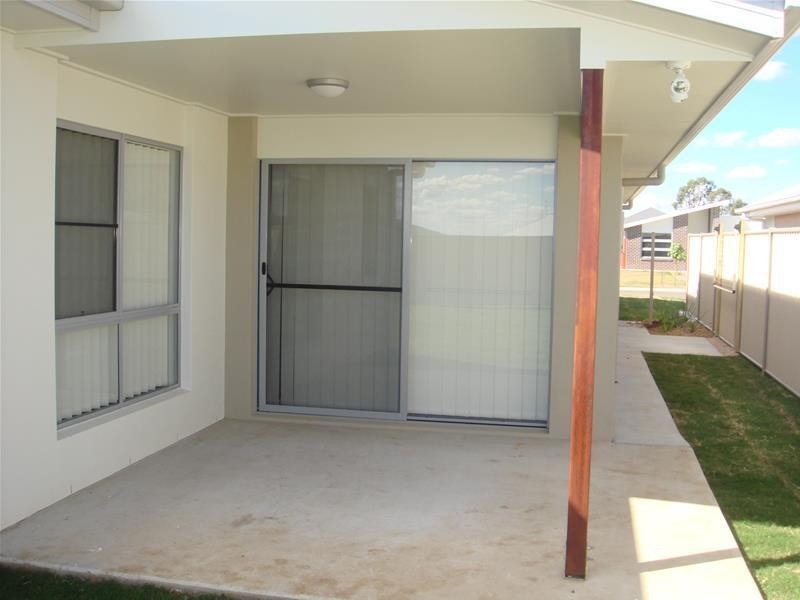 2/12 Ellem Drive, Chinchilla QLD 4413