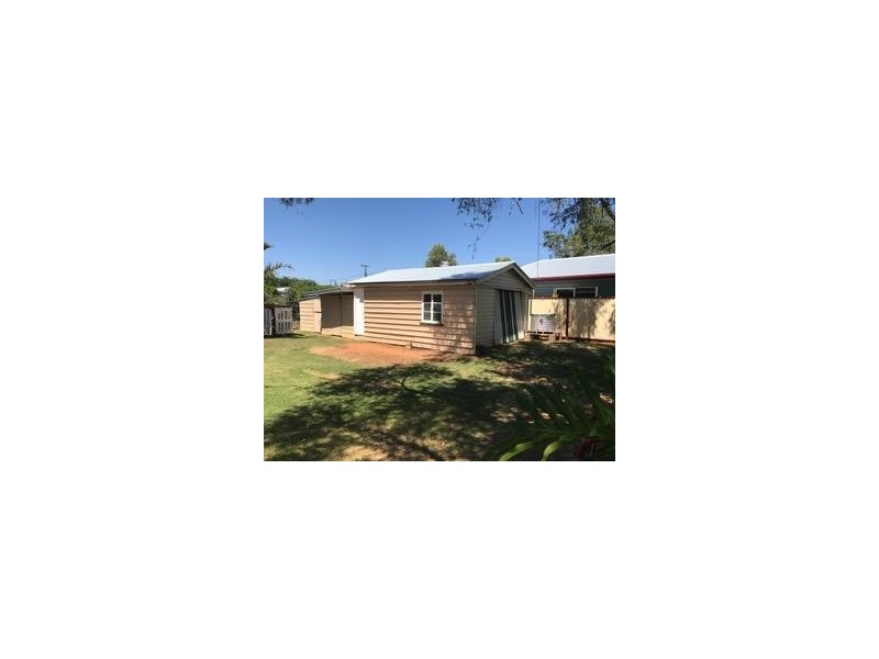 76 Glasson Street, Chinchilla QLD 4413