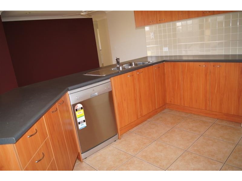 10 Back Avenue, Chinchilla QLD 4413