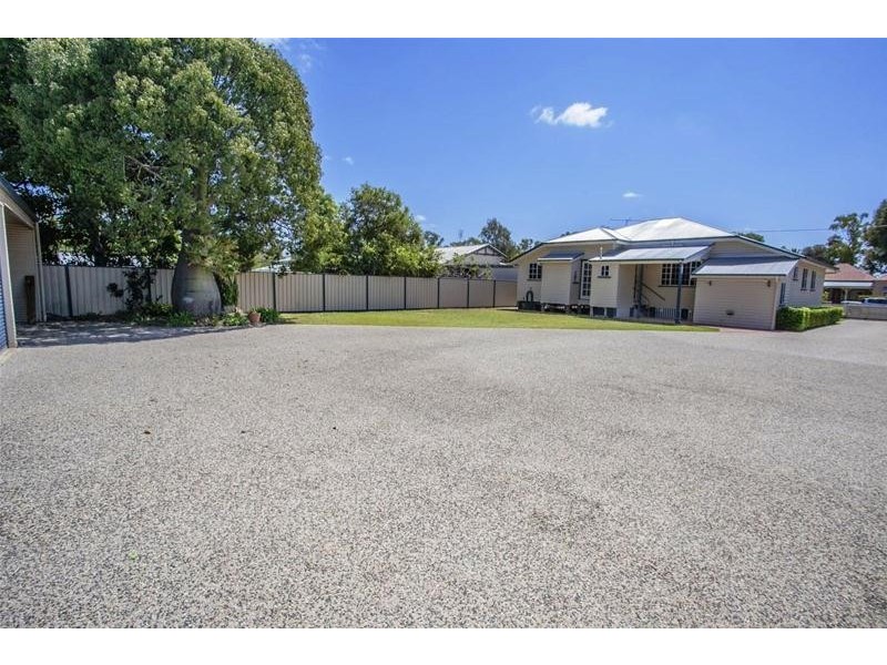 40 Hypatia Street, Chinchilla QLD 4413