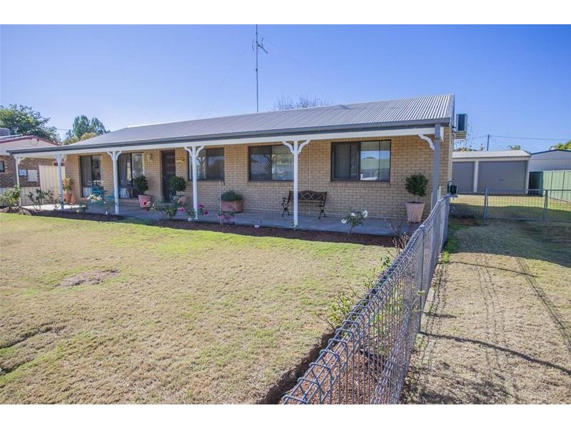 14 Scouller Street, Chinchilla QLD 4413