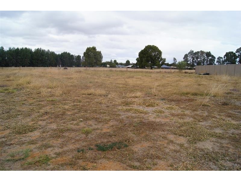 Lot 106 Skewis Street, Chinchilla QLD 4413