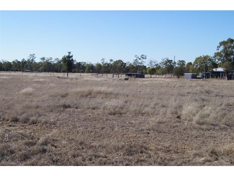 322 Brownlies Road, Miles QLD 4415