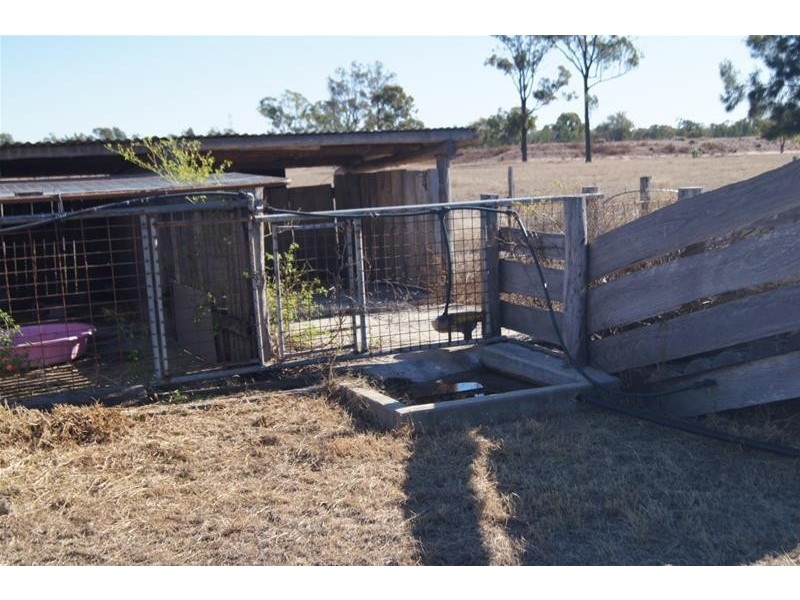 322 Brownlies Road, Miles QLD 4415