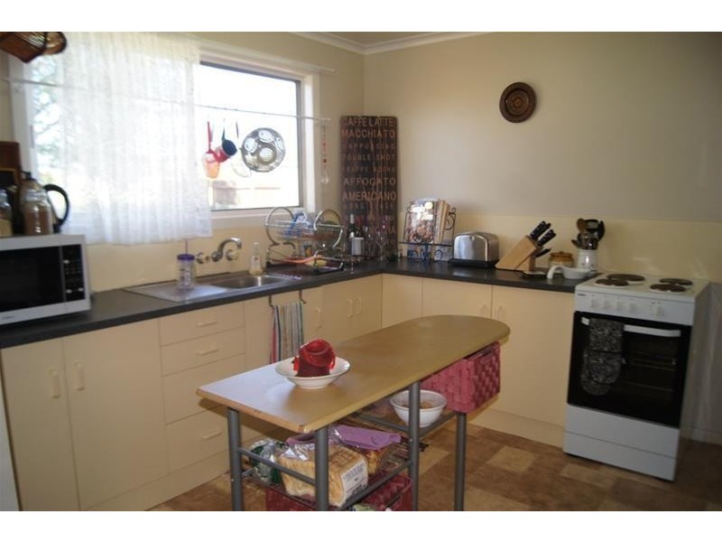 13  Stevenson Street, Chinchilla QLD 4413