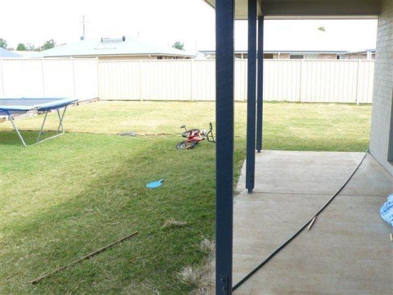 6 Cole Street, Chinchilla QLD 4413