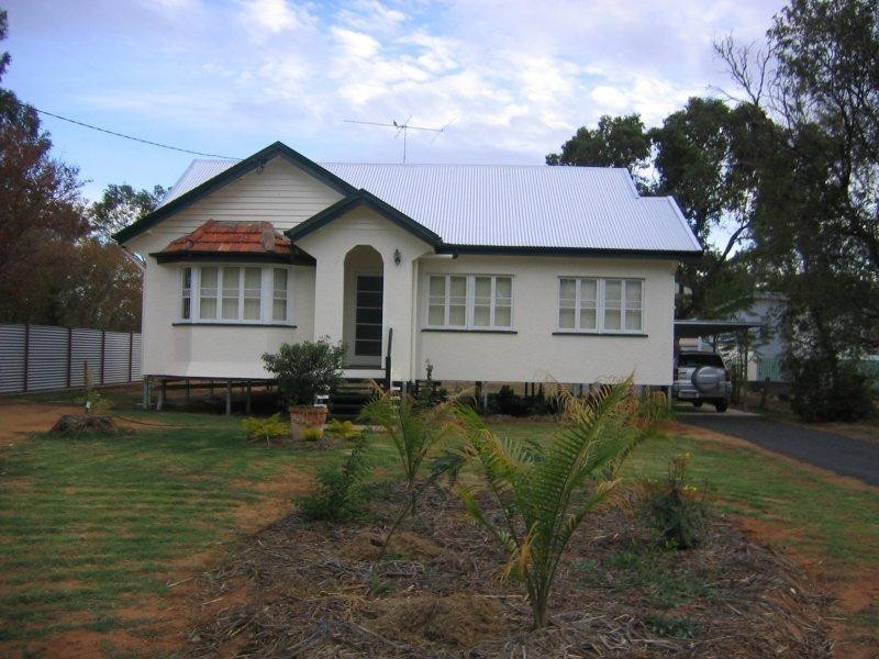 18 Condamine Street, Chinchilla QLD 4413