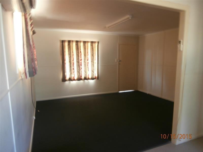 1/11 Covington Street, Chinchilla QLD 4413