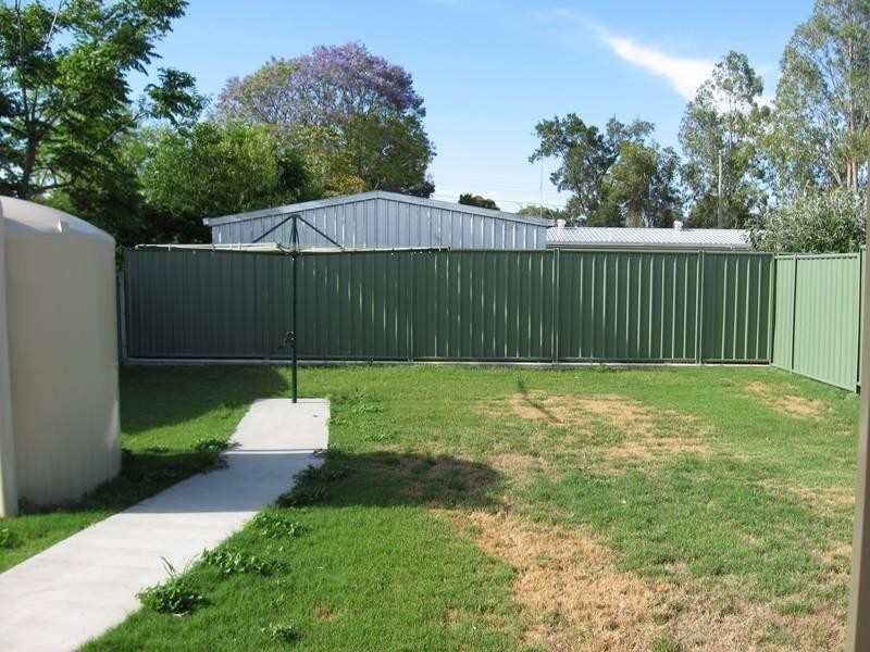 1/45 Zeller Street, Chinchilla QLD 4413