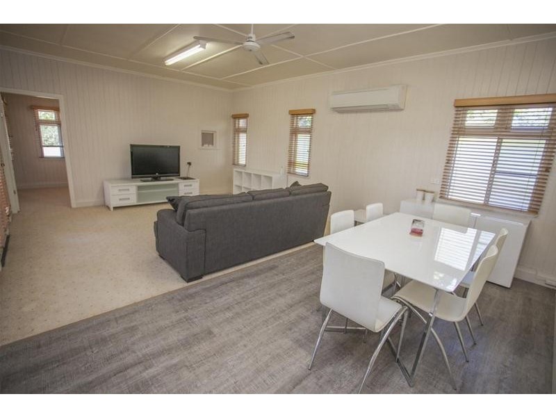 101 Middle Street, Chinchilla QLD 4413