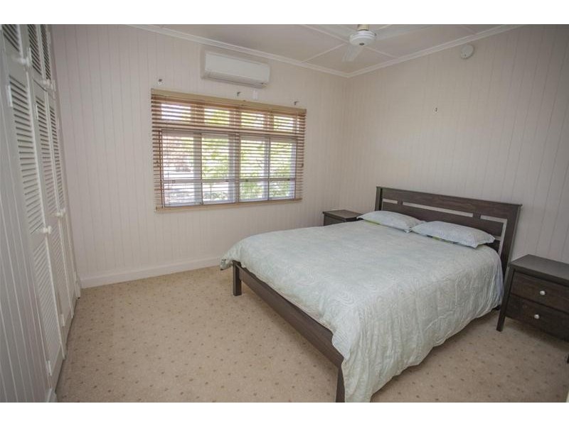 101 Middle Street, Chinchilla QLD 4413