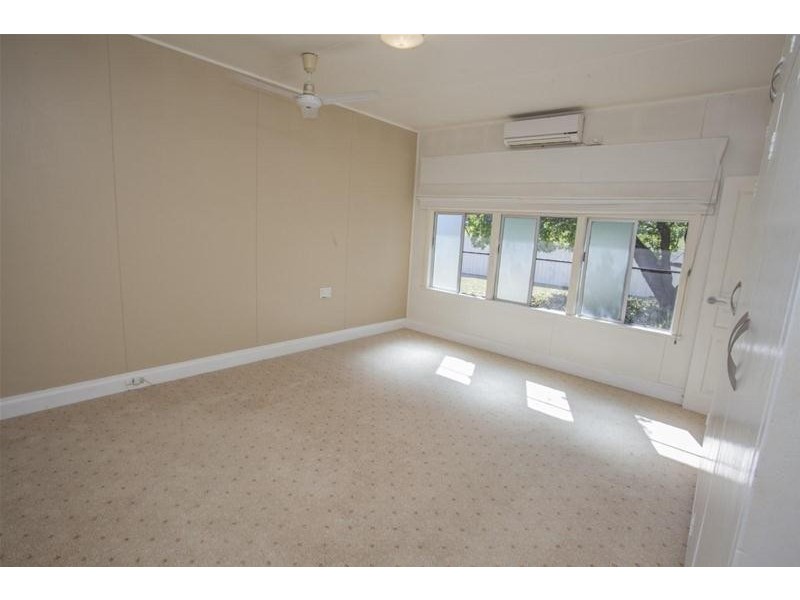 101 Middle Street, Chinchilla QLD 4413