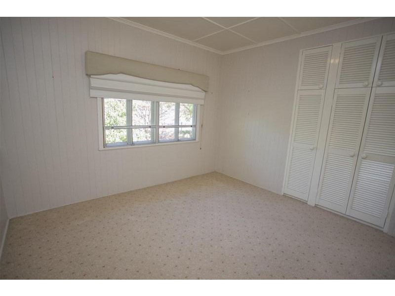 101 Middle Street, Chinchilla QLD 4413