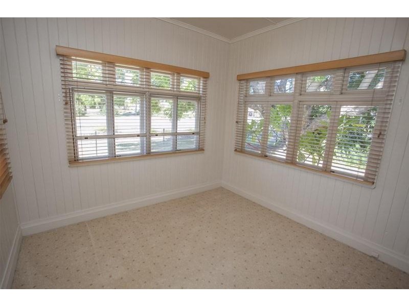 101 Middle Street, Chinchilla QLD 4413