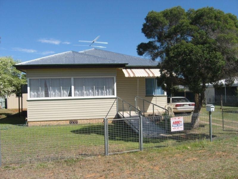 77 Wambo Street, Chinchilla QLD 4413