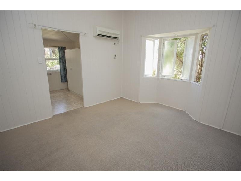 6 Wood Street, Chinchilla QLD 4413