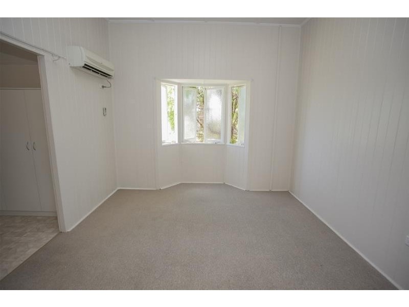 6 Wood Street, Chinchilla QLD 4413