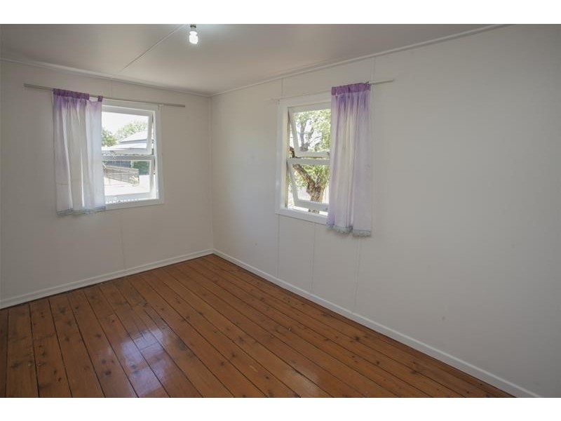 6 Wood Street, Chinchilla QLD 4413