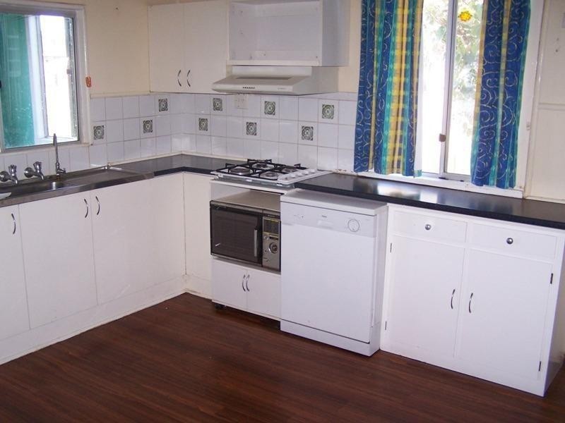 69 MILNE Street, Tara QLD 4421