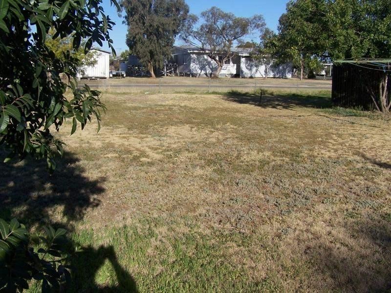 69 MILNE Street, Tara QLD 4421