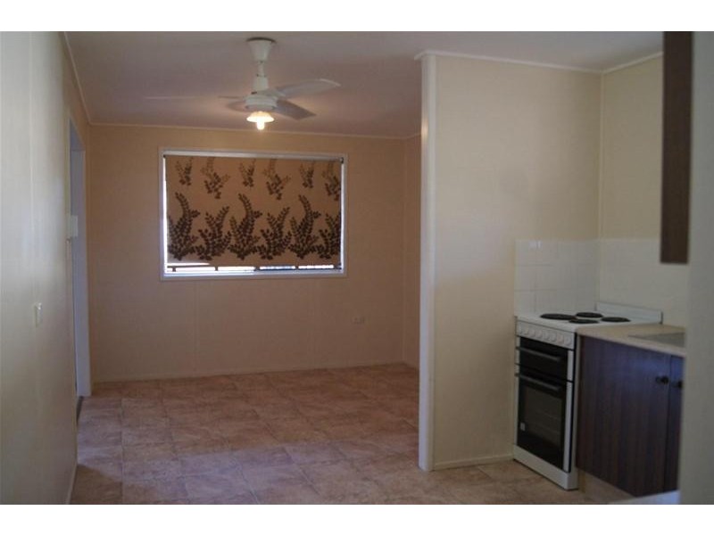 8 Atkins Street, Chinchilla QLD 4413