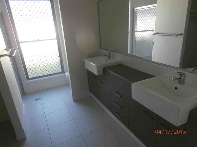 45 Ellem Drive, Chinchilla QLD 4413