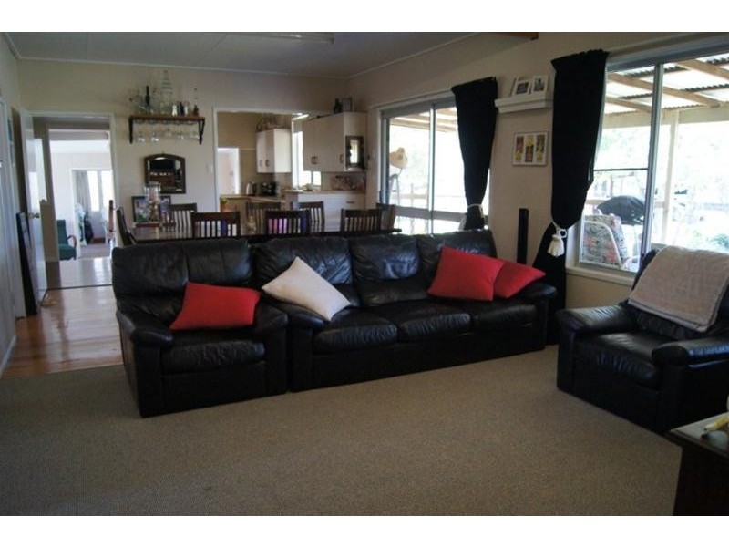 885 Auburn Road, Chinchilla QLD 4413