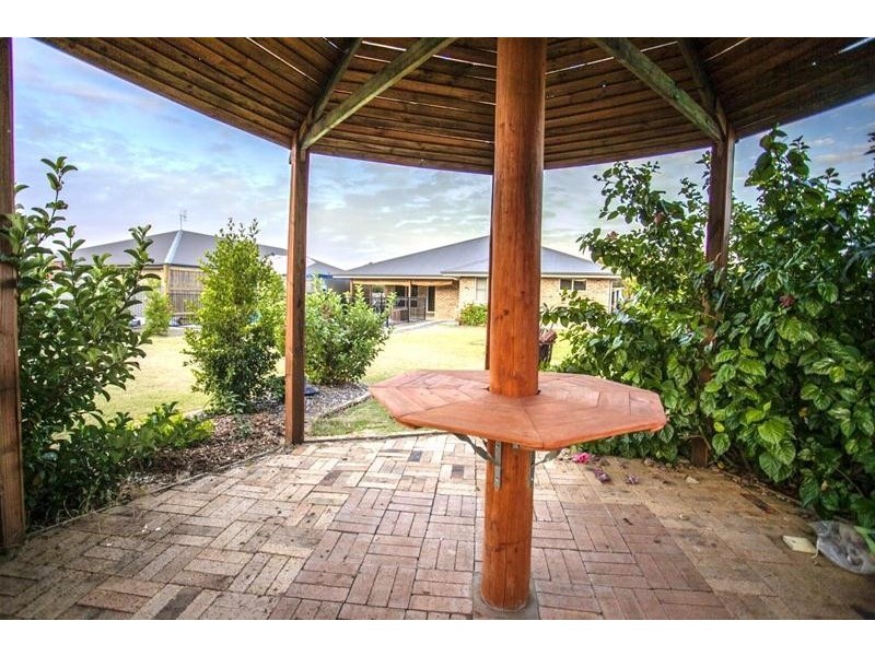 12 Parker Place, Chinchilla QLD 4413