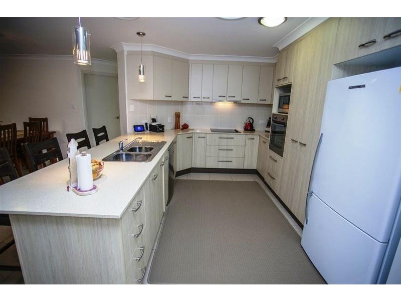 12 Parker Place, Chinchilla QLD 4413