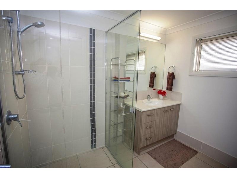 12 Parker Place, Chinchilla QLD 4413