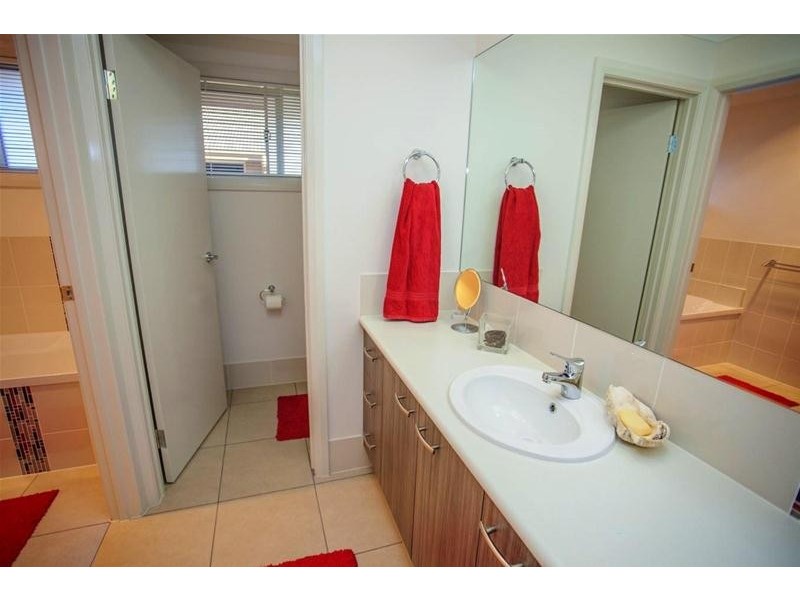 12 Parker Place, Chinchilla QLD 4413