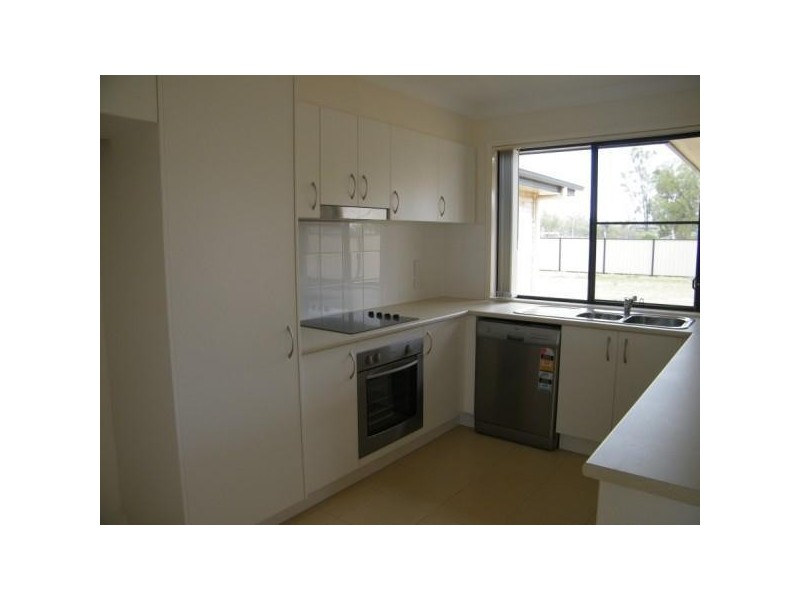 7 Sheridan Street, Chinchilla QLD 4413