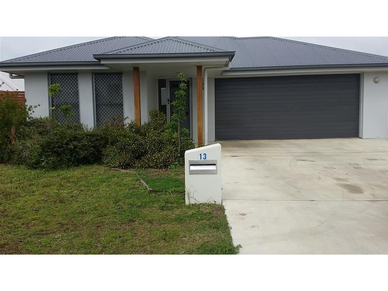 13 Bridgeman Parade, Chinchilla QLD 4413