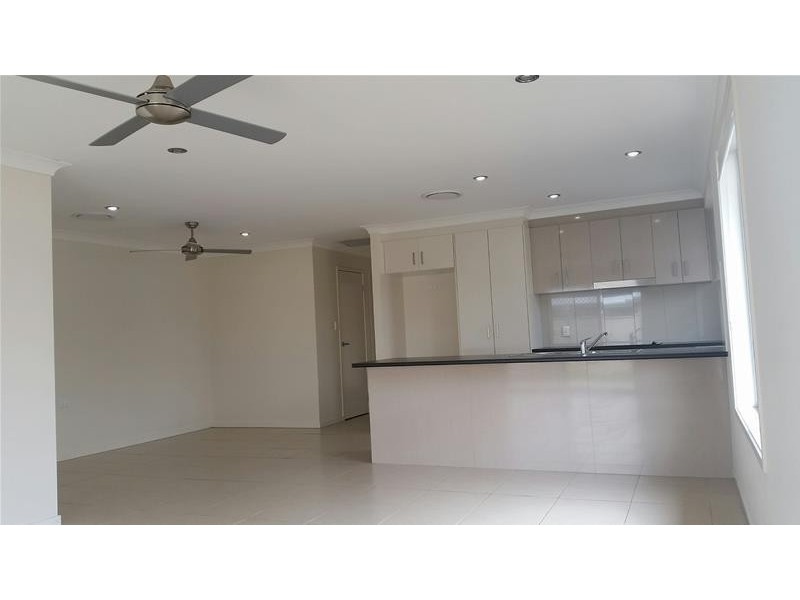 13 Bridgeman Parade, Chinchilla QLD 4413