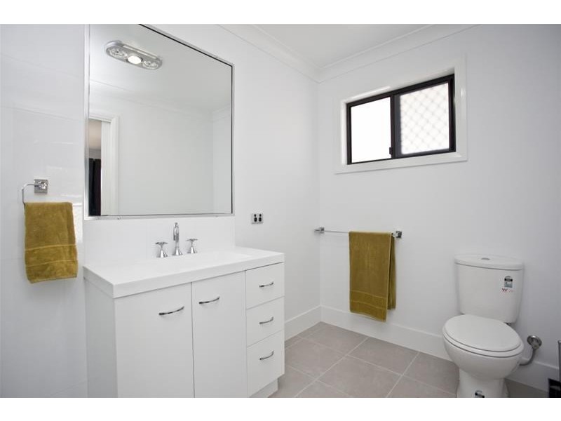 4 Birkett Street, Chinchilla QLD 4413