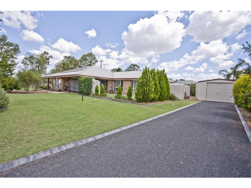 1 Keating Street, Chinchilla QLD 4413