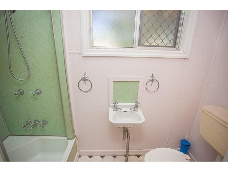 1-3 Fitzgerald Street, Chinchilla QLD 4413