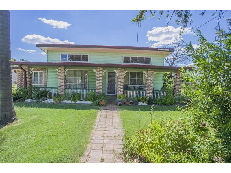 34 Windmill Road, Chinchilla QLD 4413