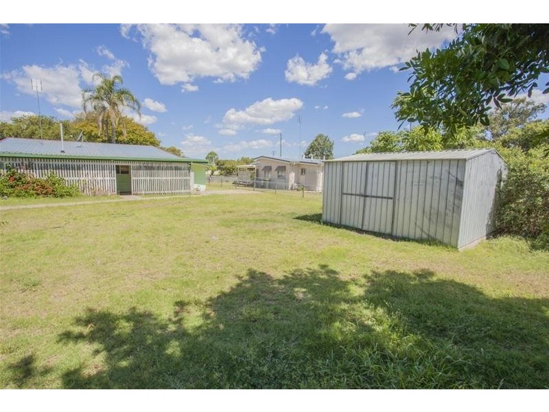 34 Windmill Road, Chinchilla QLD 4413