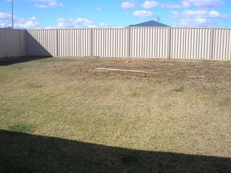 34 Pilkington Street, Chinchilla QLD 4413