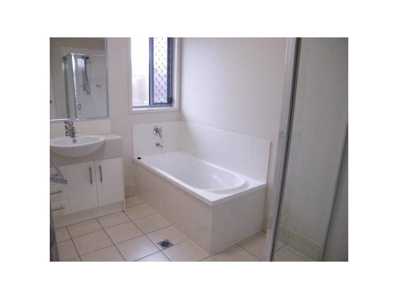 5 Hayes Close, Chinchilla QLD 4413