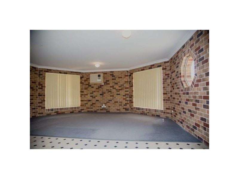 14 Howe Street, St George QLD 4487