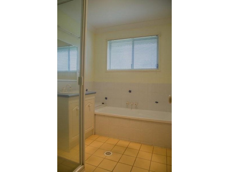 14 Howe Street, St George QLD 4487