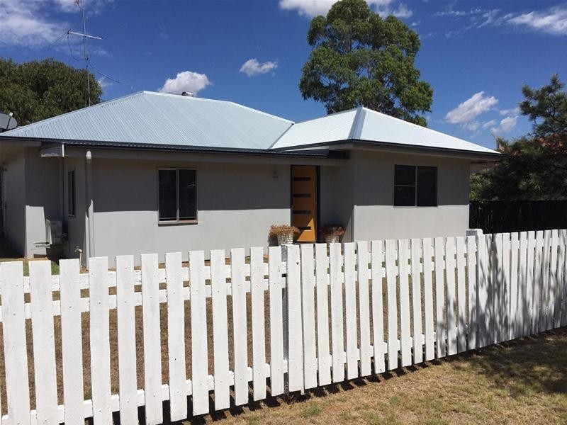 38 Condamine Street, Chinchilla QLD 4413