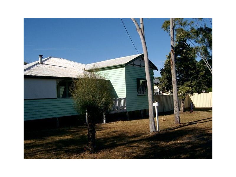 62 Dalby Street, Jandowae QLD 4410